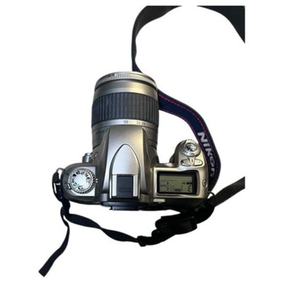 Nikon F75 35mm Film SLR Camera & AF Nikkor 28-80mm 1:3.3-5.6G Lens - Picture 4 of 16